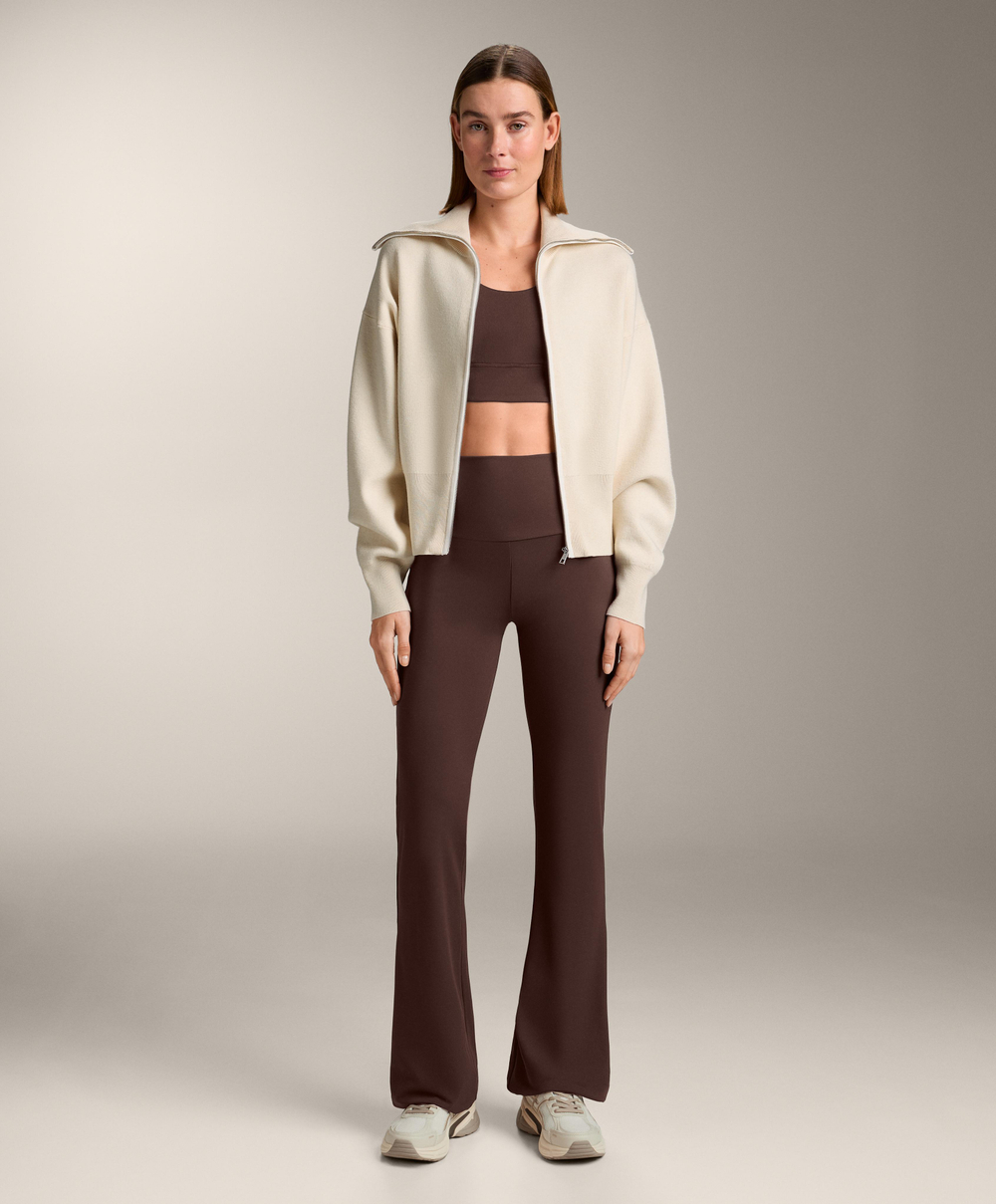 Oysho Вязаная куртка на молнии с контрастными деталями, ванильный