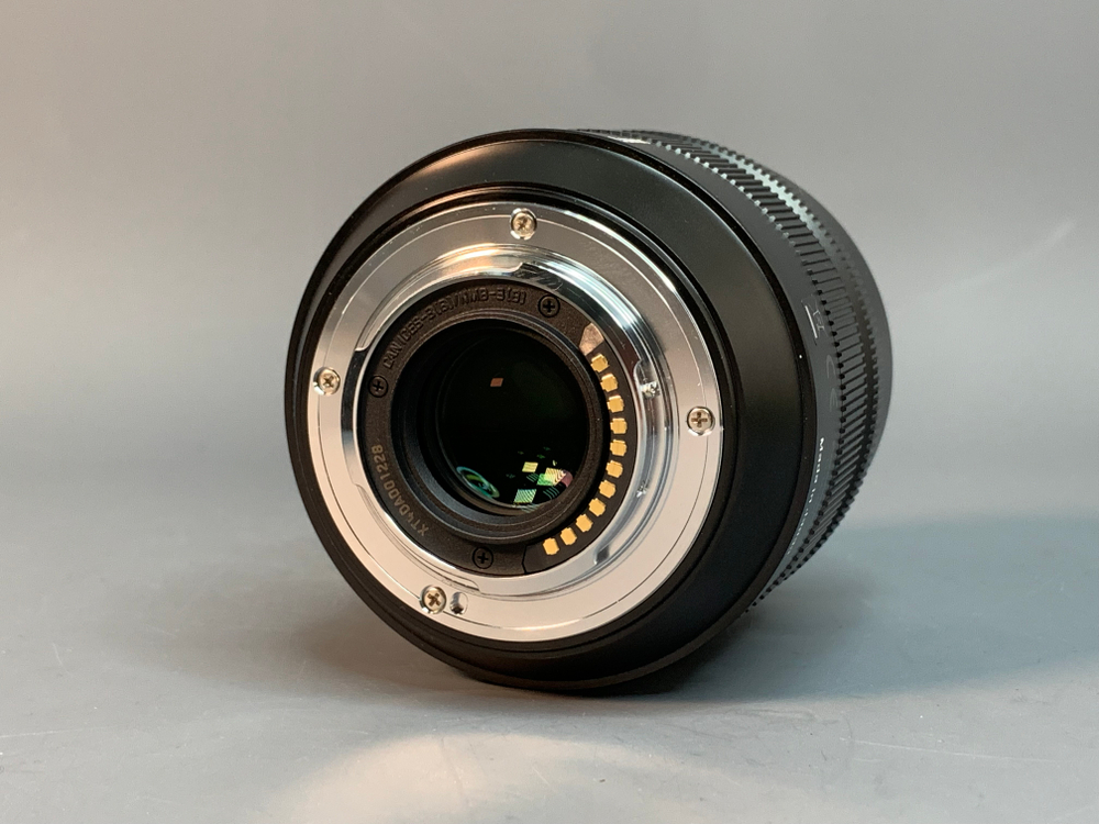 Panasonic Nocticron 42.5mm f/1.2 Asph DG O.I.S.