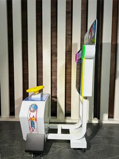 Автомат с видео игрой «Cosmo X»