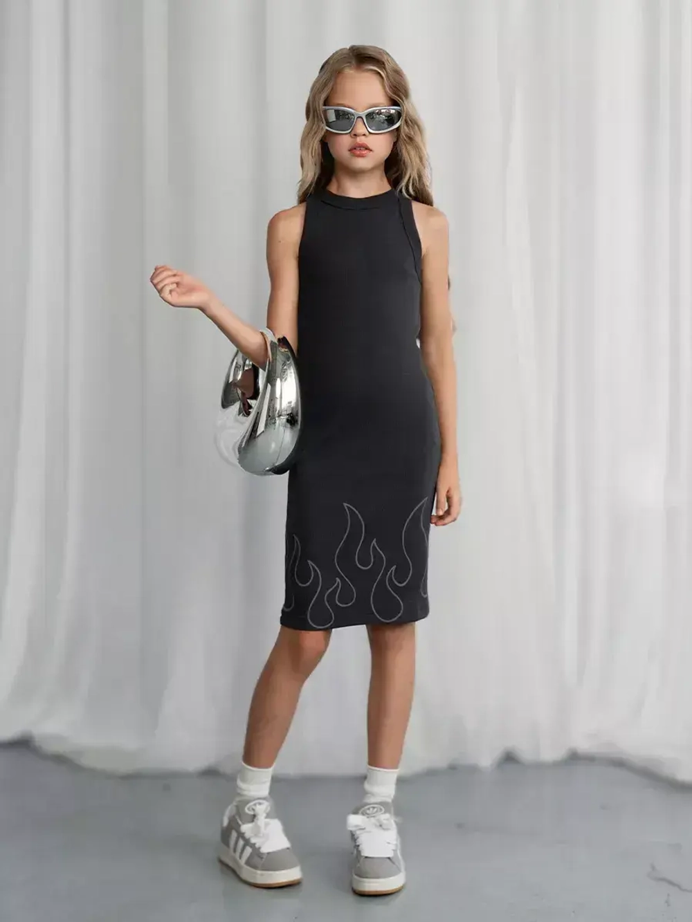 Трикотажное платье для девочки в сад