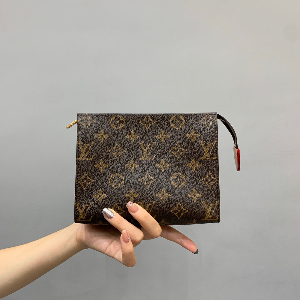 Louis Vuitton Trio Toilet Pouch