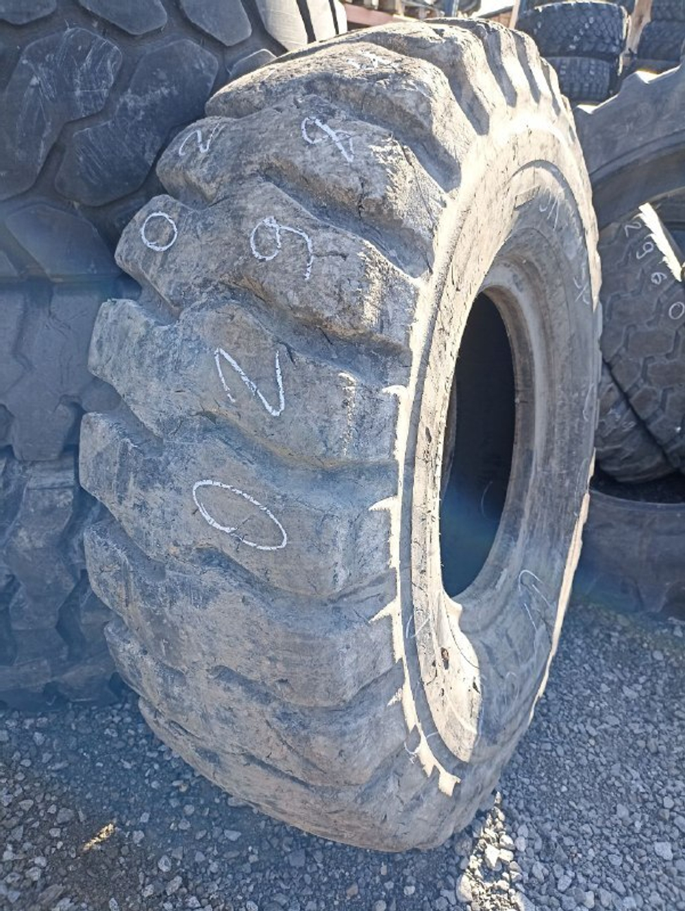 16.00R25 Bridgestone VRLS шина б/у