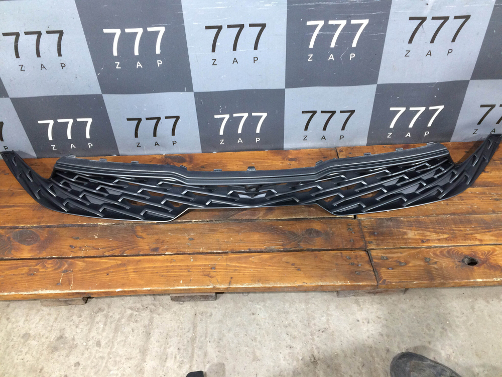 Решетка радиатора Kia K5 20-нв Б/У Оригинал 86350L2310