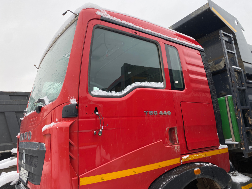 Howo T5G 8x4 Самосвал ZZ3317V386GE1 (Дизельный, 10,5 л, 440 л.с., МТ)