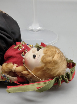 Коллекционная кукла Madam Alexander