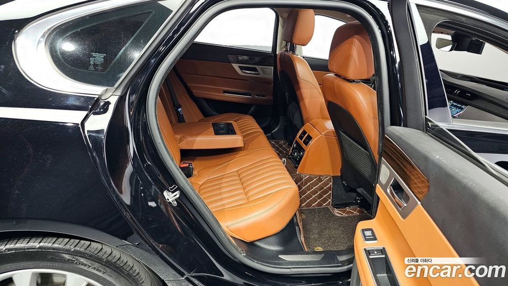 Jaguar XF (X260) 20d Portfolio AWD (11.2019)