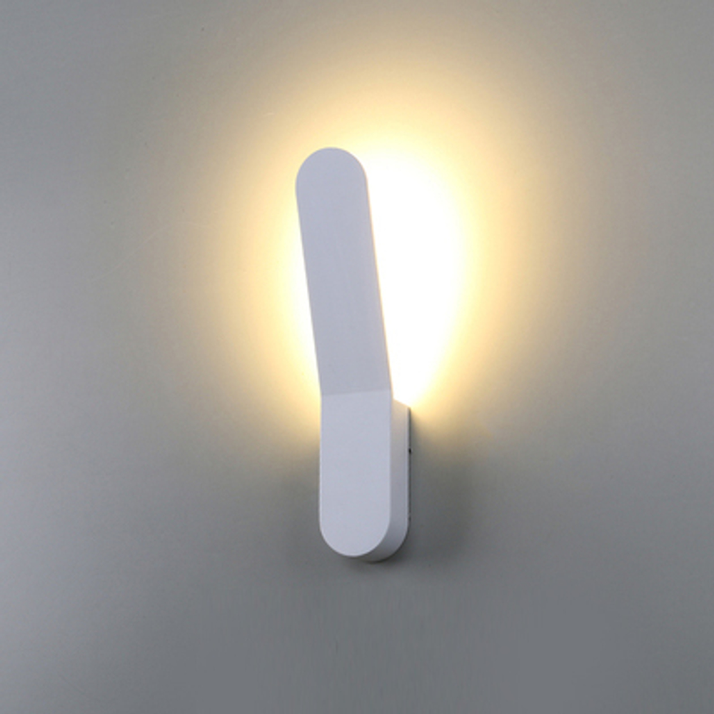 Wall design lamp  21 by Delta Light (White)