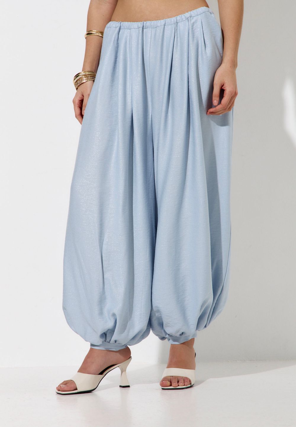 Брюки алладины из вискозы небесного цвета