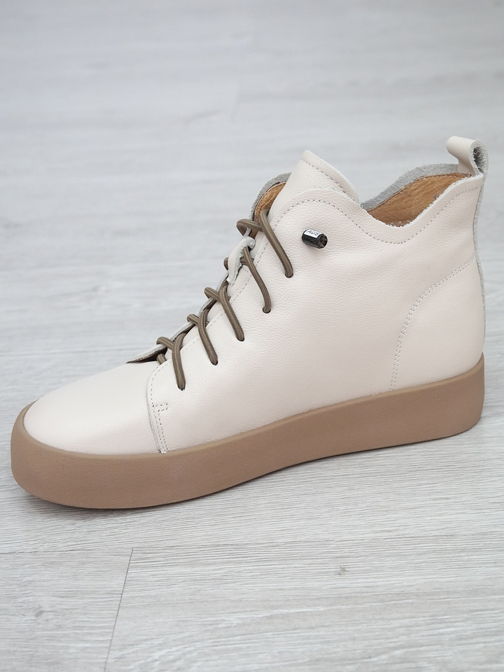 Ботинки женские зимние