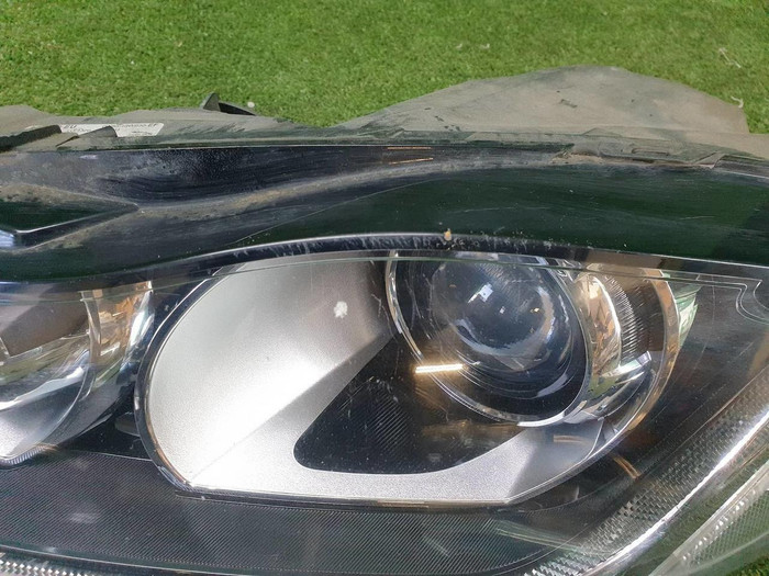 Фара левая Jaguar F-PACE (2016-2020) ксенон