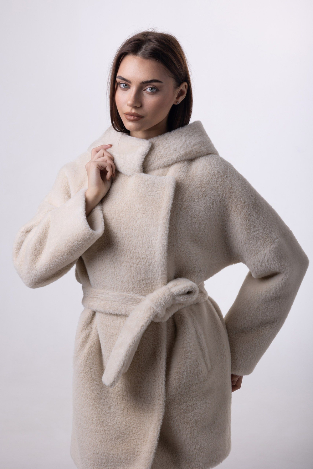 Пальто с капюшоном