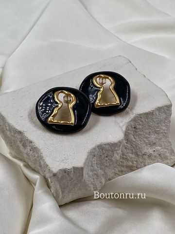 Серьги Скиапар. черные с золотым замком в центре