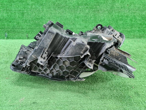 Битая Фара правая BMW X3 G01 (2017-2021) Adaptive LED