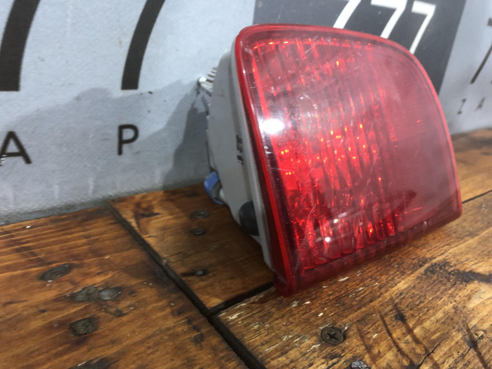 ПТФ задний правый Toyota Land Cruiser 200 07-15 Б/У Оригинал 8145760020