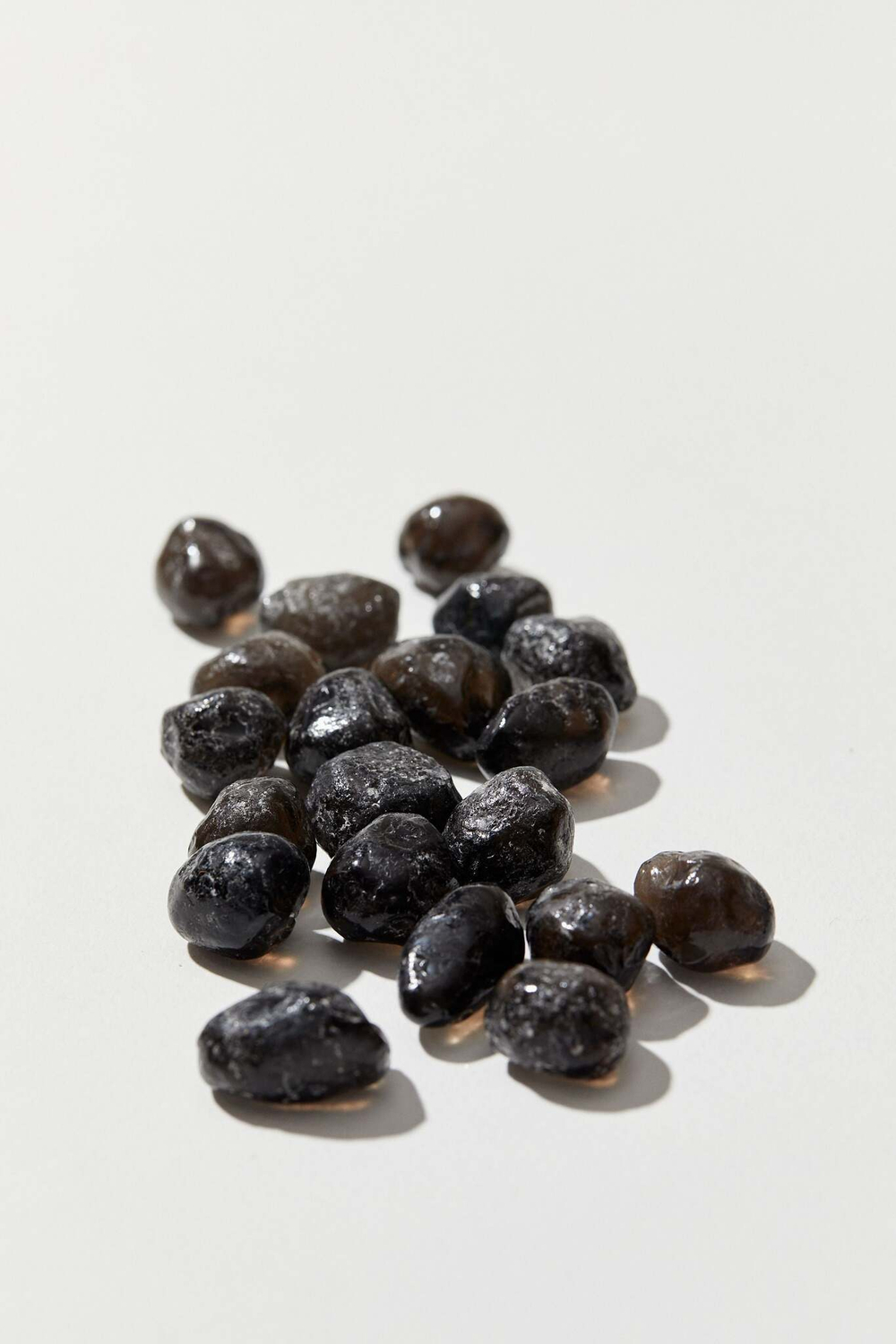 Обсидиан «Слёзы Апачей» галтовка