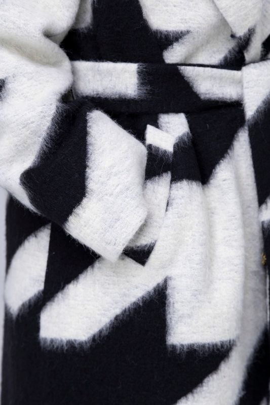 Пальто гусиные лапки, крупные