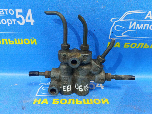 Распределитель тормозной TOYOTA COROLLA 1993