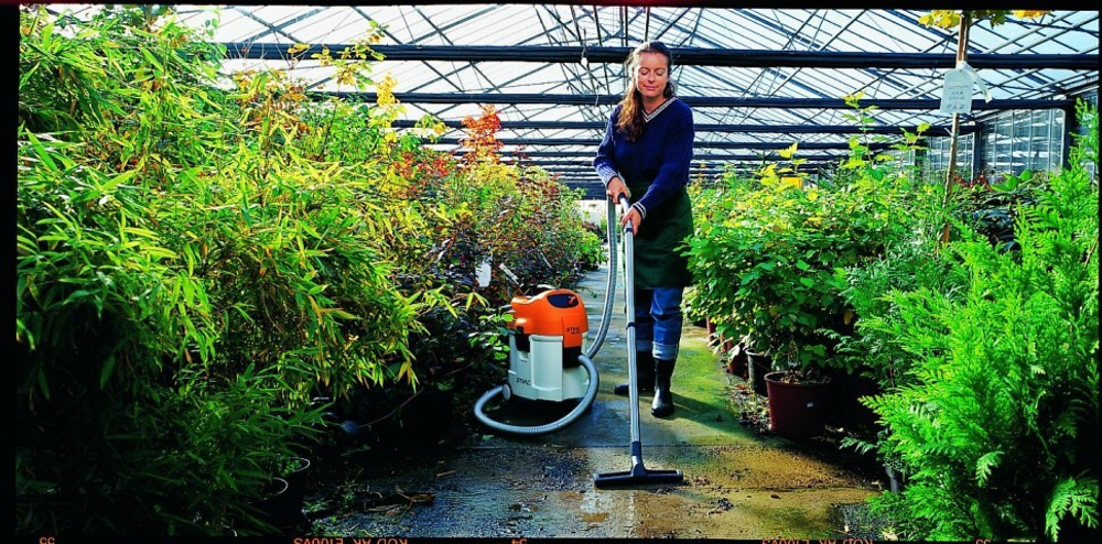 Пылесос для влажной и сухой уборки Stihl SE 122