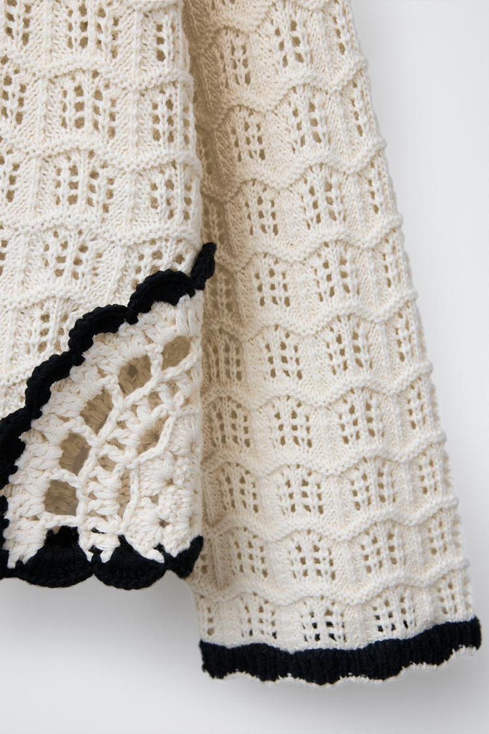 ZARA СВИТЕР ИЗ КРУЖЕВА КРОШЕ С ЦВЕТОЧНЫМ УЗОРОМ, ЭКРЮ