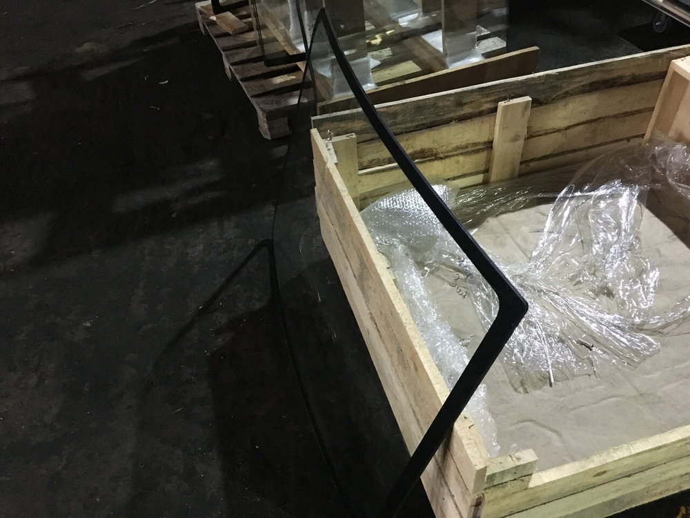 Стекло Hitachi ZX-1 лобовое верхнее 4602562