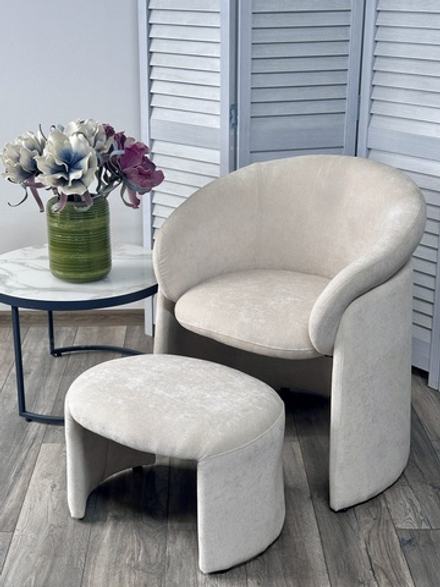 Кресло М-City DISAUR +Оттоманка Хаг (Hug) At5139-09 Светло-бежевый, ткань, каркас Металл В Обивке