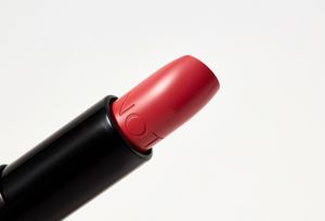 Кремовая помада для губ NOTE Deep impact lipstick, тон №04, 4,5 г