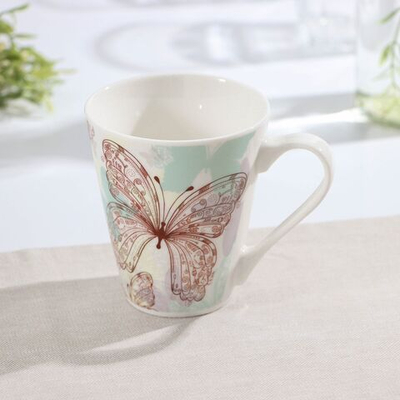 Кружка фарфоровая Доляна «Бабочка», 280 мл