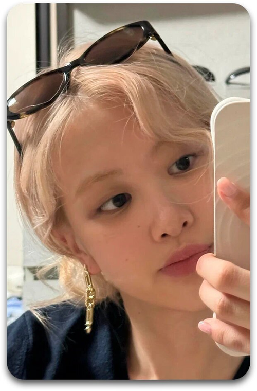 Карта #3454 / Rose (BLACKPINK)