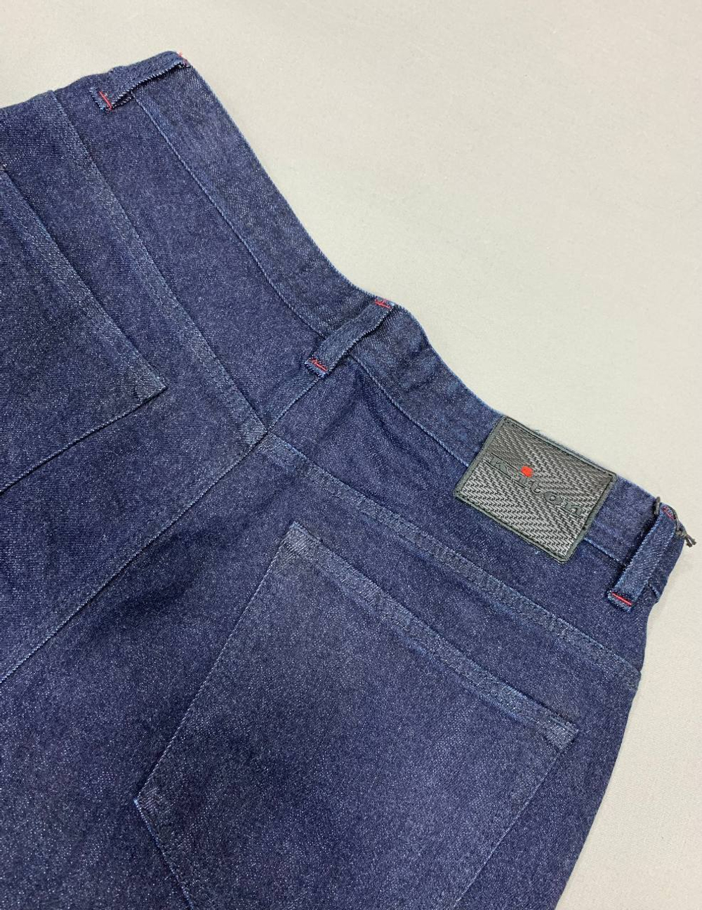 Джинсы Kiton