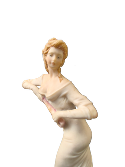 Статуэтка "Девушка с веером" Capodimonte