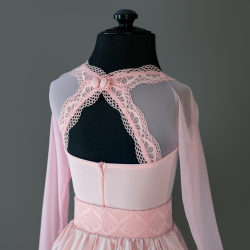 платье с гипюром