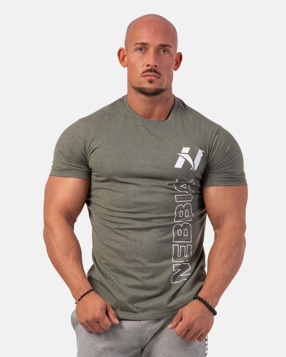 Мужская футболка Vertical Logo NEBBIA T-shirt 293 Khaki