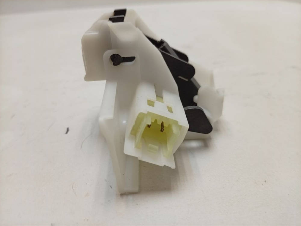 ESL98330 ктп2 Замок для посудомоечной машины Electrolux, AEG, Zanussi 1113150401 б/у