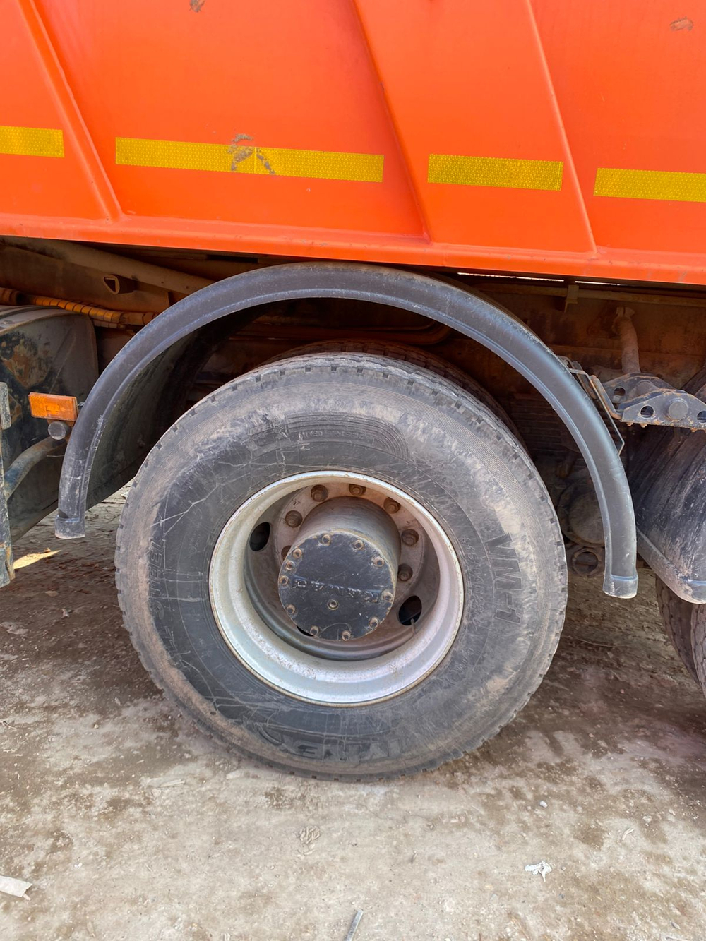 СмолМаш СДК* на шасси КамАЗ 6520 6x4 КДМ СДК-6520( Дизель, 8,9л. 390лс)