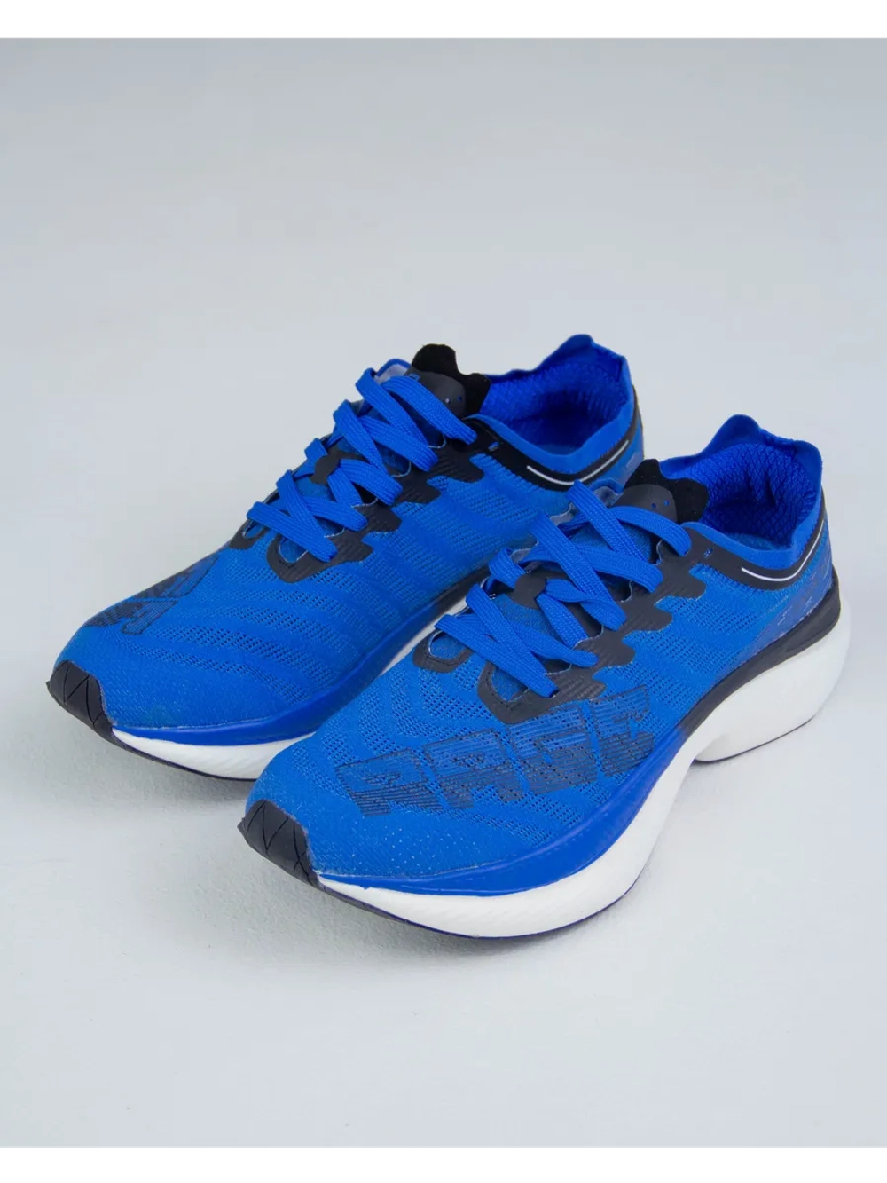 Беговые сетчатые дышащие кроссовки