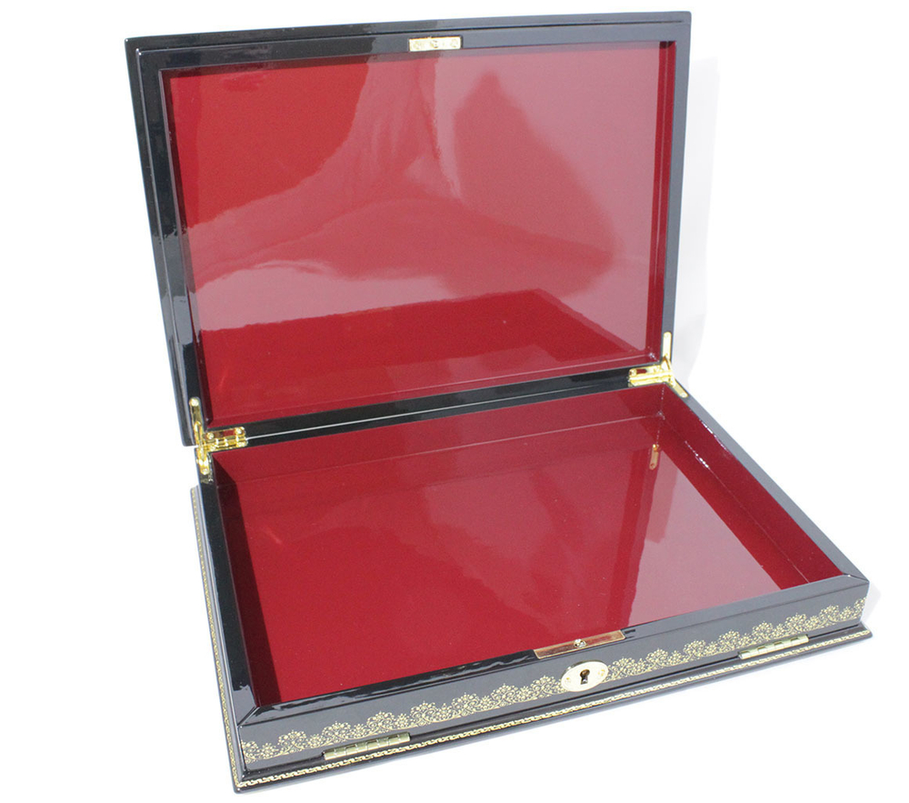 Шкатулка под бумаги "Тройка"