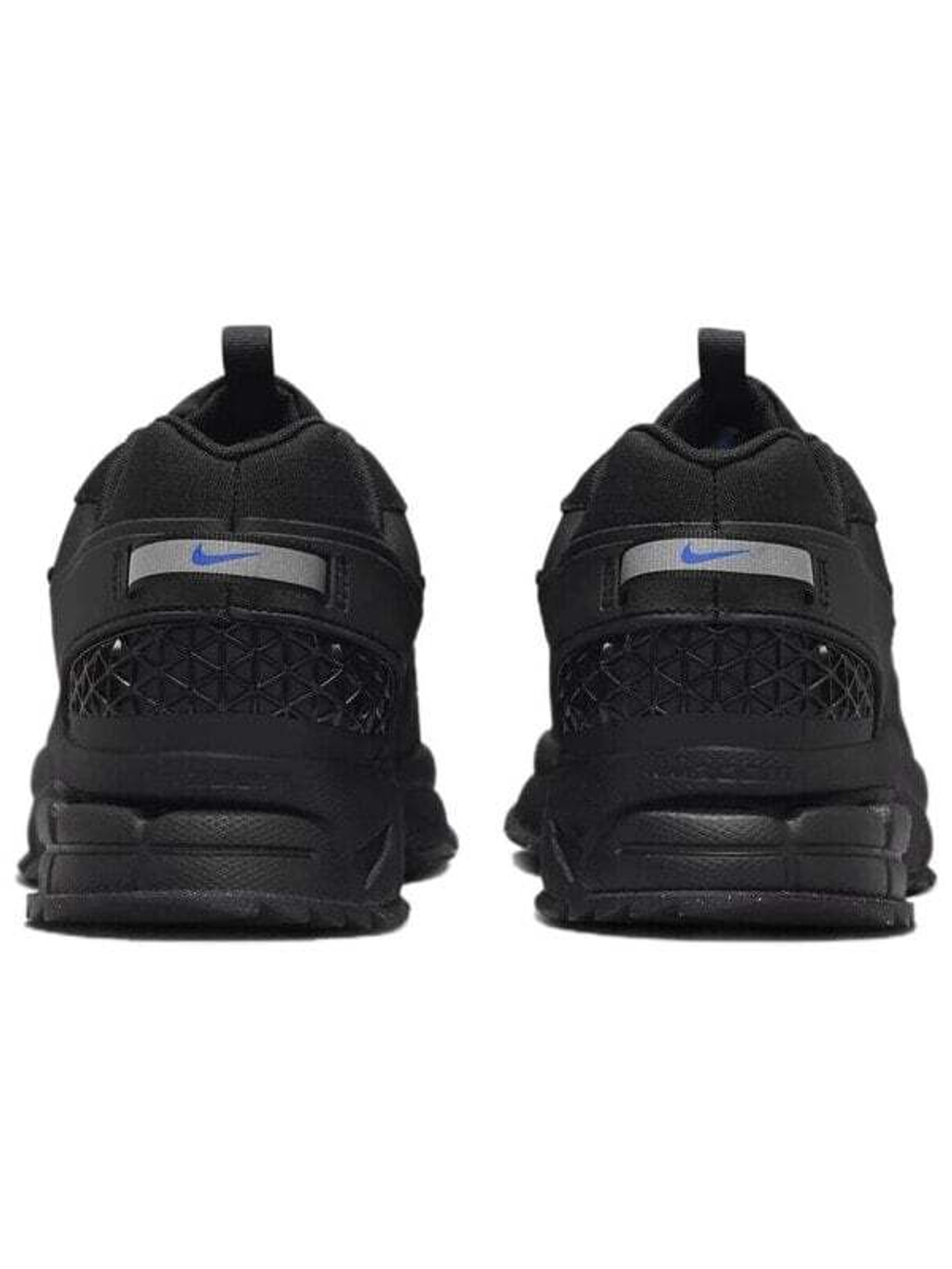 Кроссовки Nike Air Zoom Vomero Roam Triple Black