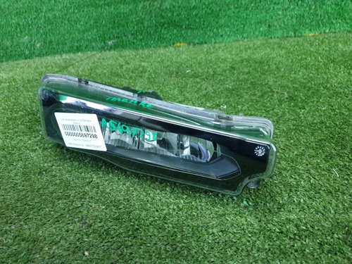 ПТФ правая BMW X3 G01 X4 G02 (2017-2021) LED (В пленке)