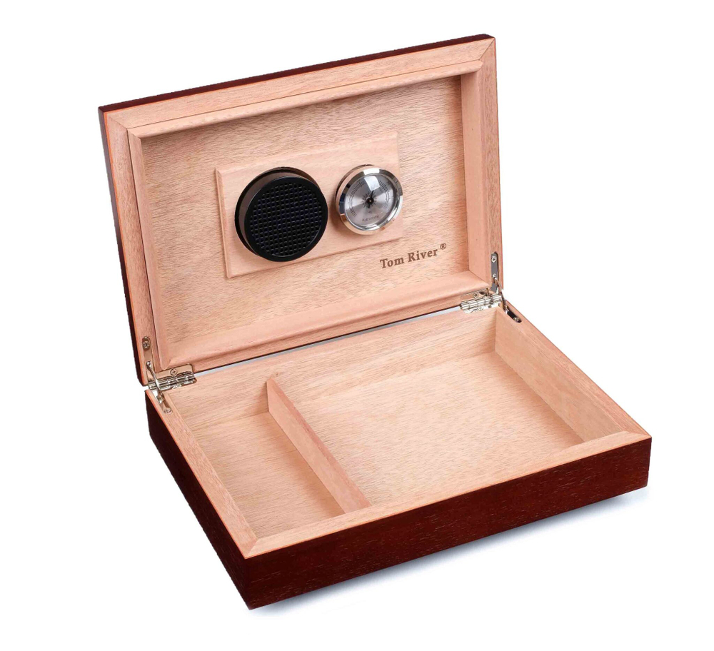 Хьюмидор Tom River на 25 сигар, Орех 561-120