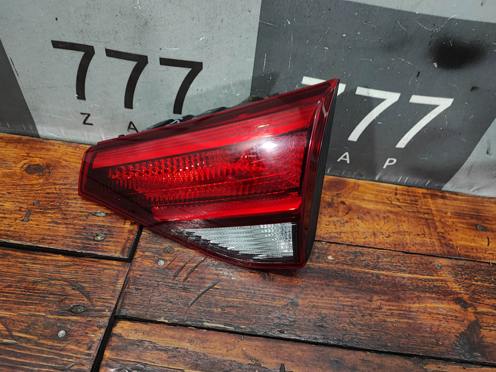 Фонарь задний правый Kia Rio 4 X-Line 17-20 Б/У Оригинал 92404H0200