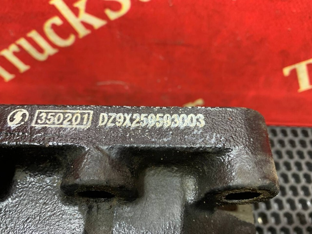 Подушка двигателя передняя 2024г