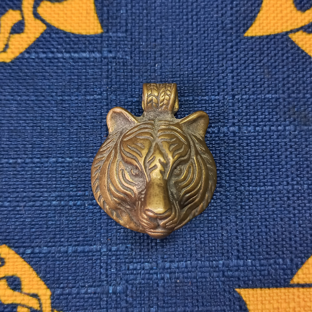 Подвеска. Тигр