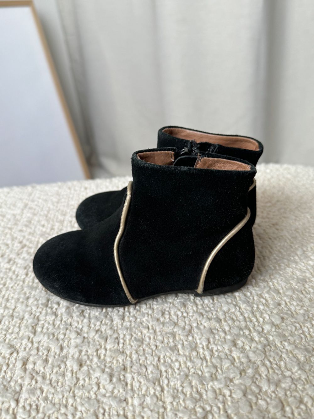 Замшевые ботинки Age of  Innocence, 21