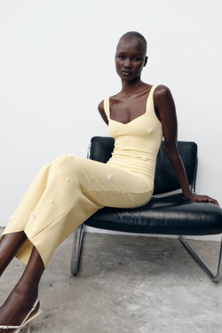 ZARA ЭЛАСТИЧНОЕ ПЛАТЬЕ С ЦВЕТАМИ, ЖЕЛТЫЙ