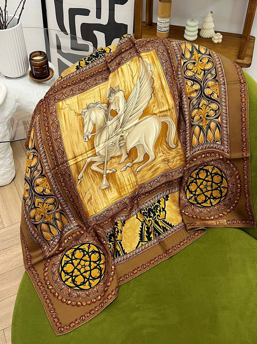 Платок Christian Dior