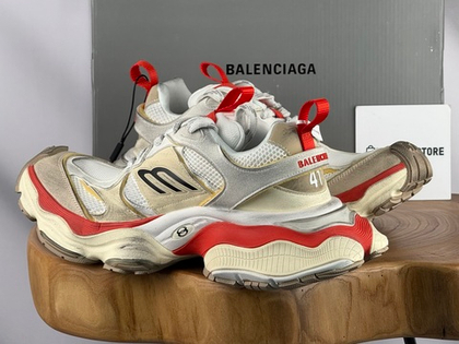 Balenciaga Cargo Sneaker Worn-Out - Beige Red
