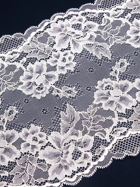 03-267 Кружево эластичное 22 см, телесный 126