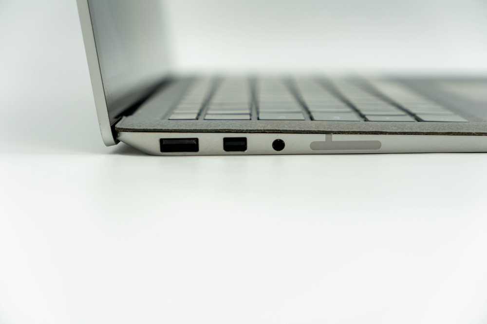 Ноутбук Microsoft Surface Laptop 2 ( i7-8650U ) Silver