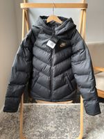 Новая утепленная куртка Nike, 152
