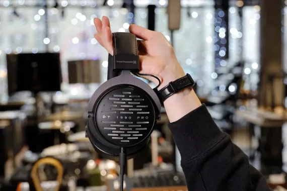 Beyerdynamic DT 1990 PRO